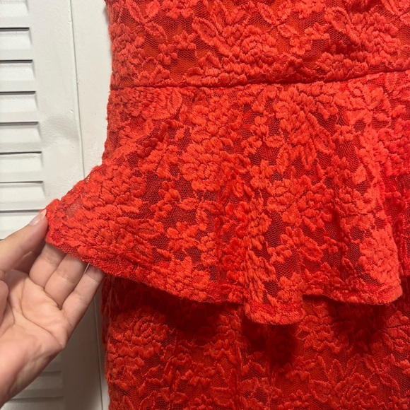 Lush Red/Orange Peplum Bodycon Sleeveless Lace Dress Size S - Picture 2 of 6